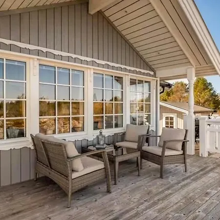 Holiday home With Views Of Skerries On Hitra Knarrlagsund